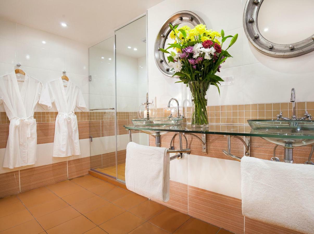 Magellans Hotel Simonʼs Town Εξωτερικό φωτογραφία